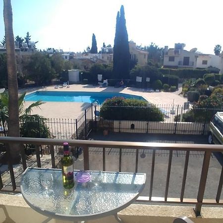 Ferienwohnung Chez Antoine Paphos Exterior foto