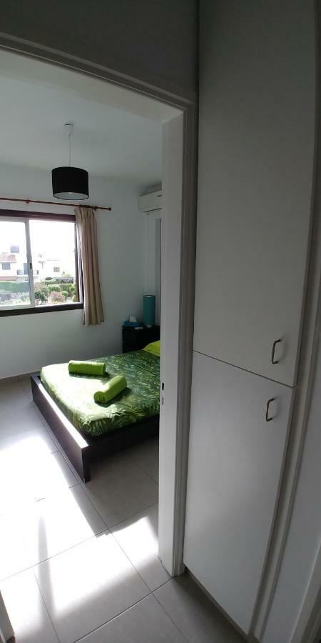 Ferienwohnung Chez Antoine Paphos Exterior foto
