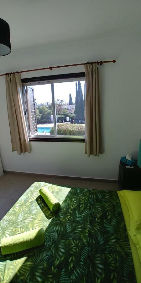 Ferienwohnung Chez Antoine Paphos Exterior foto