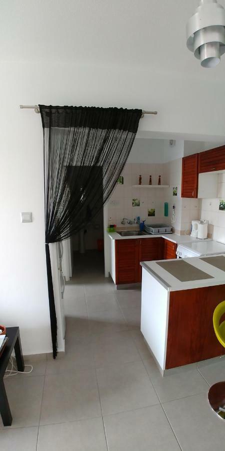 Ferienwohnung Chez Antoine Paphos Exterior foto